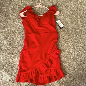 Winter formal dress NEVER WORE AND TAG INTACT